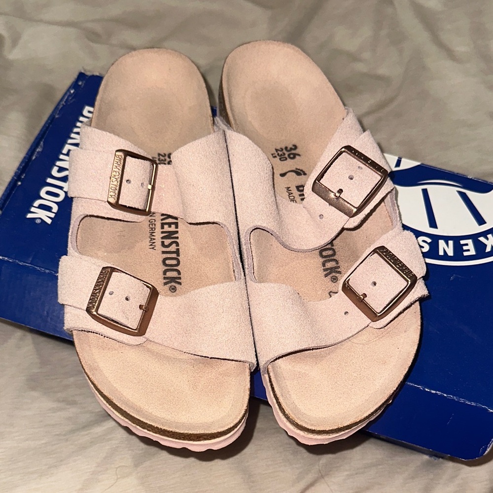 Birkenstock  Light glitter Pink Sandals with Buckles